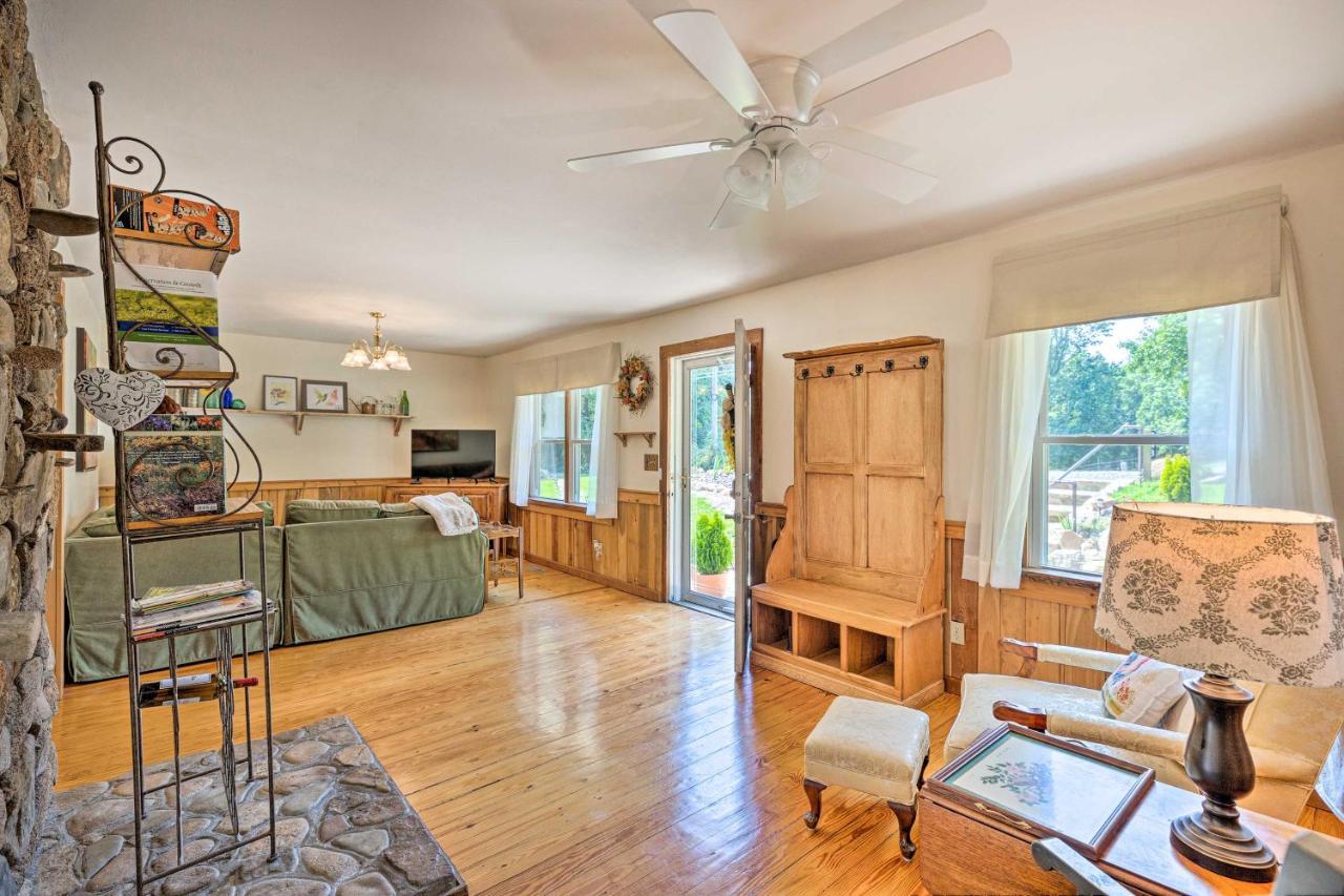 Charming Cottage Less Than 10 Mi To Wineries And Skiing! Nellysford Esterno foto